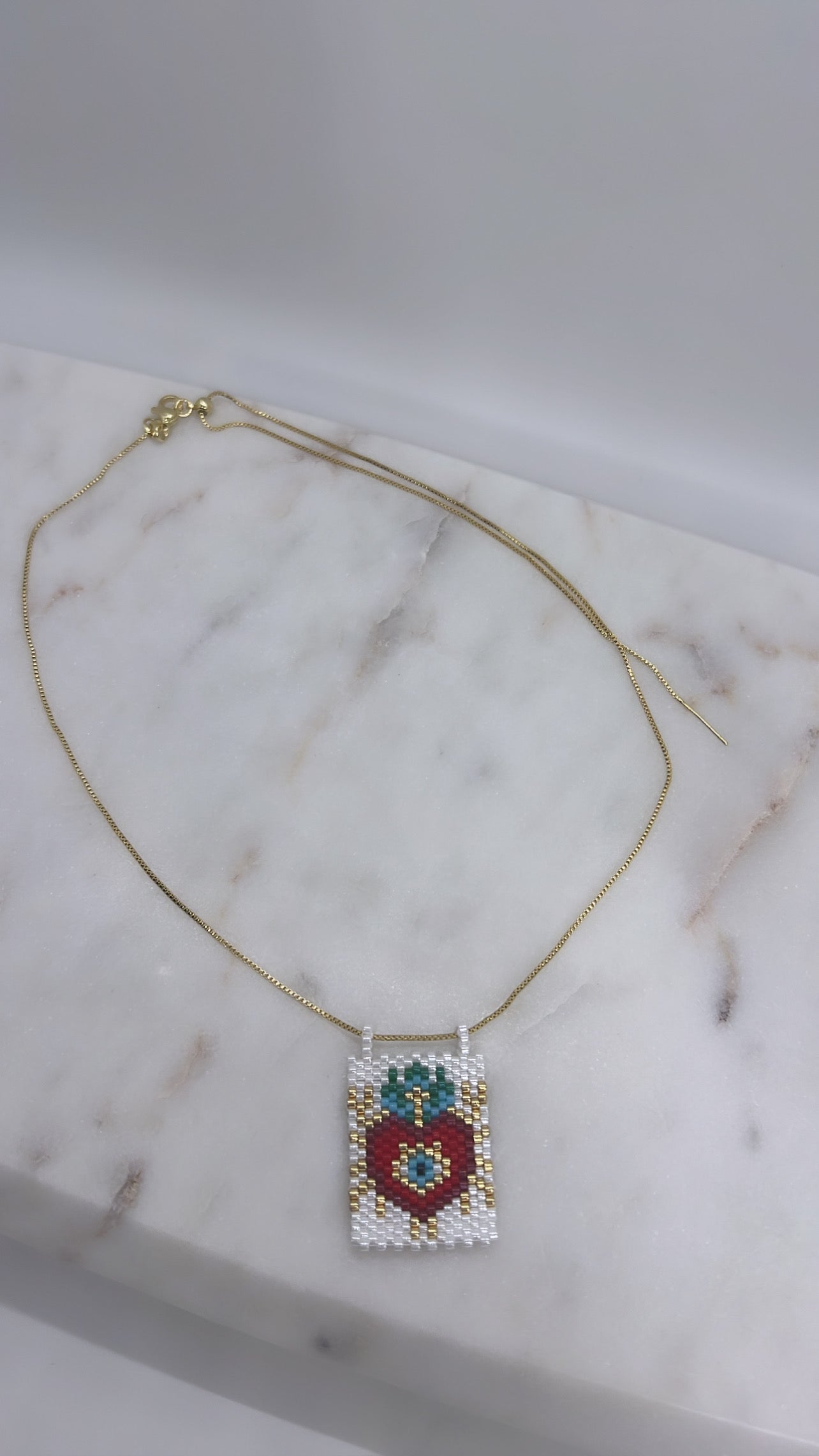 Adjustable Miyuki heart necklace – Magma Jewelry