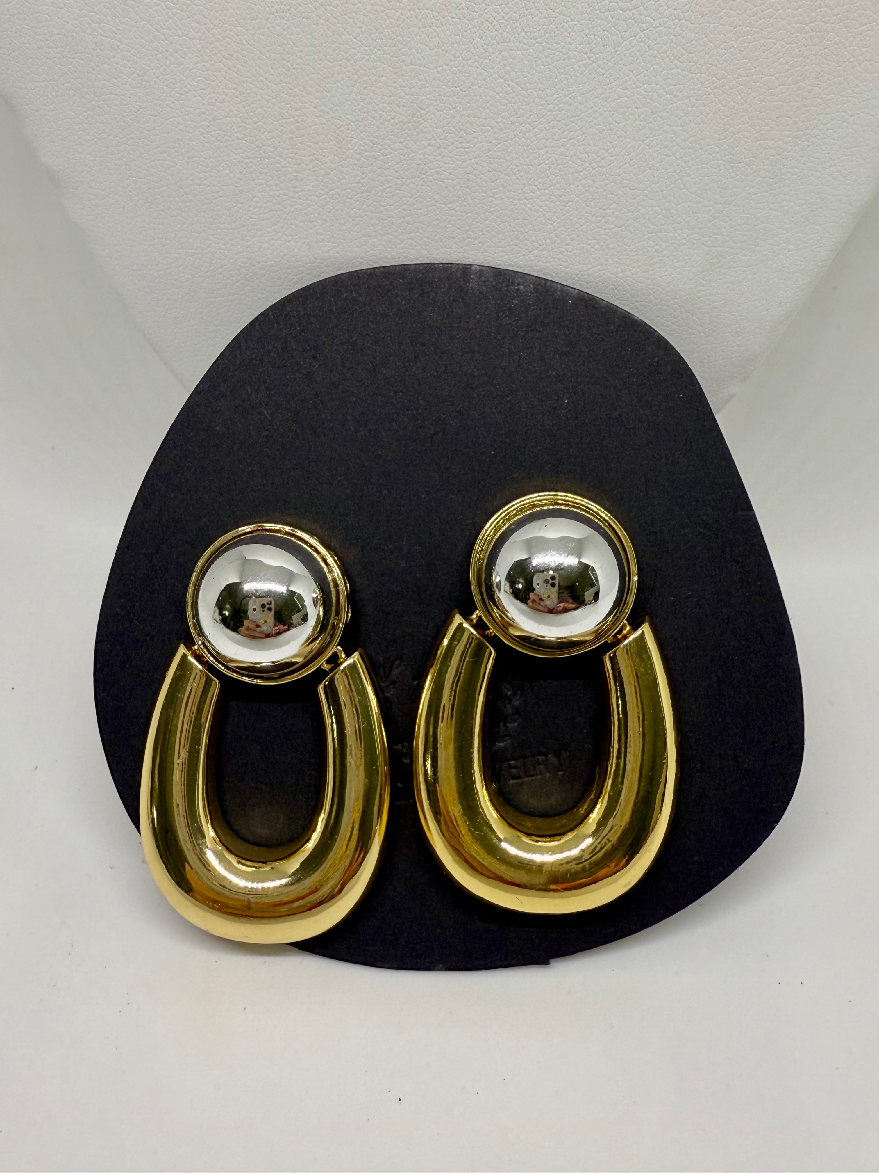 ÓRBITA EARRINGS