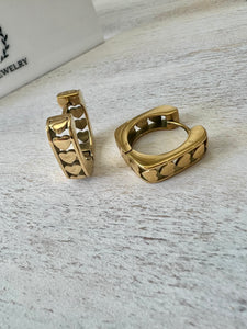 Boxy heart hoop