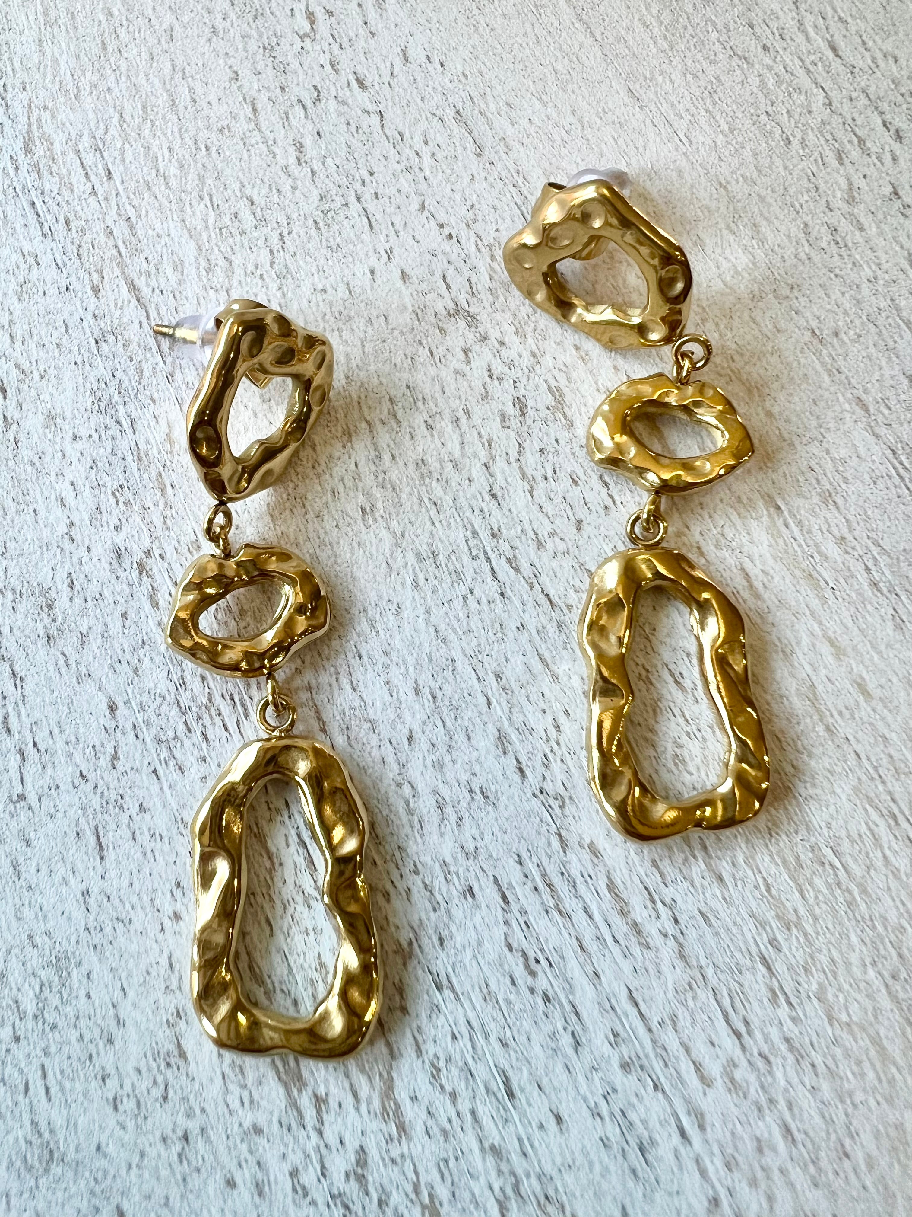 Organic shape earrings