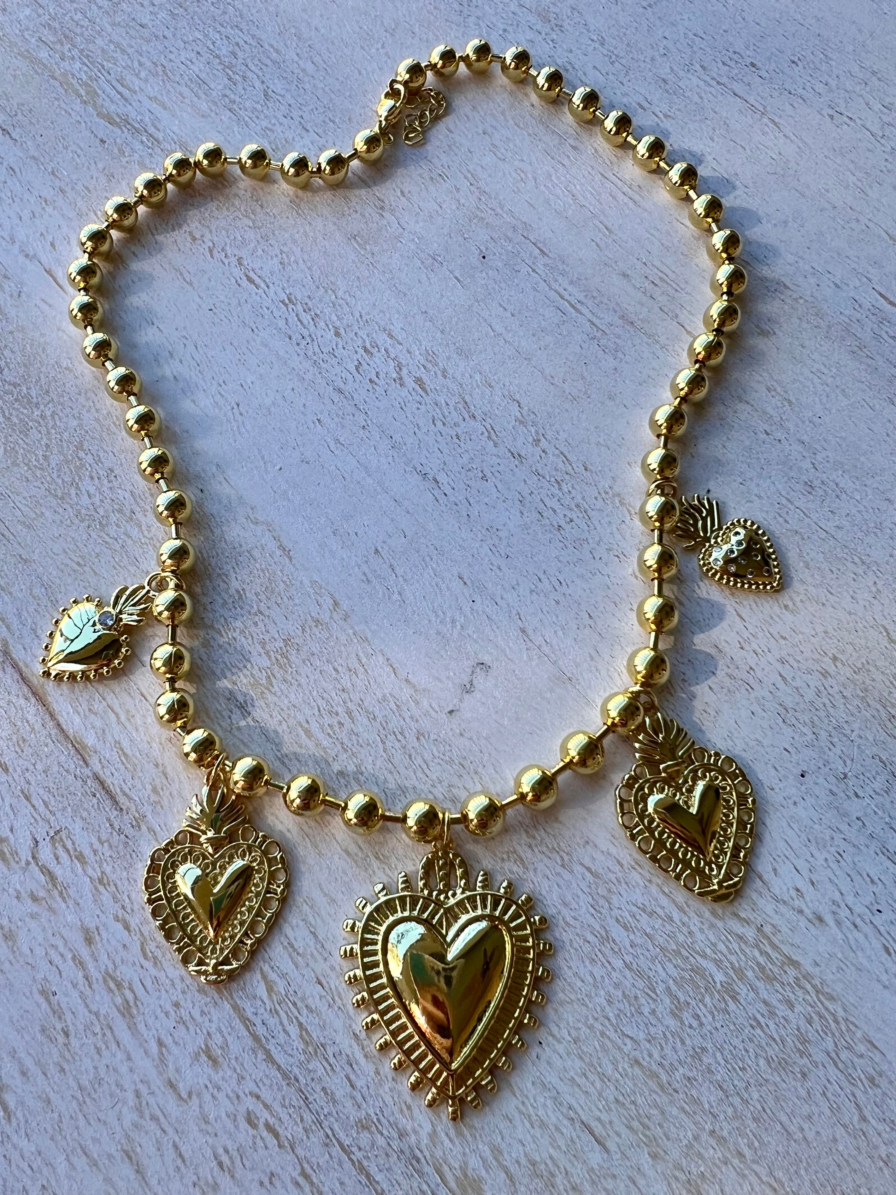 Corazones bubble chain