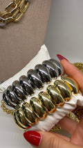 Lobster stretch bangle