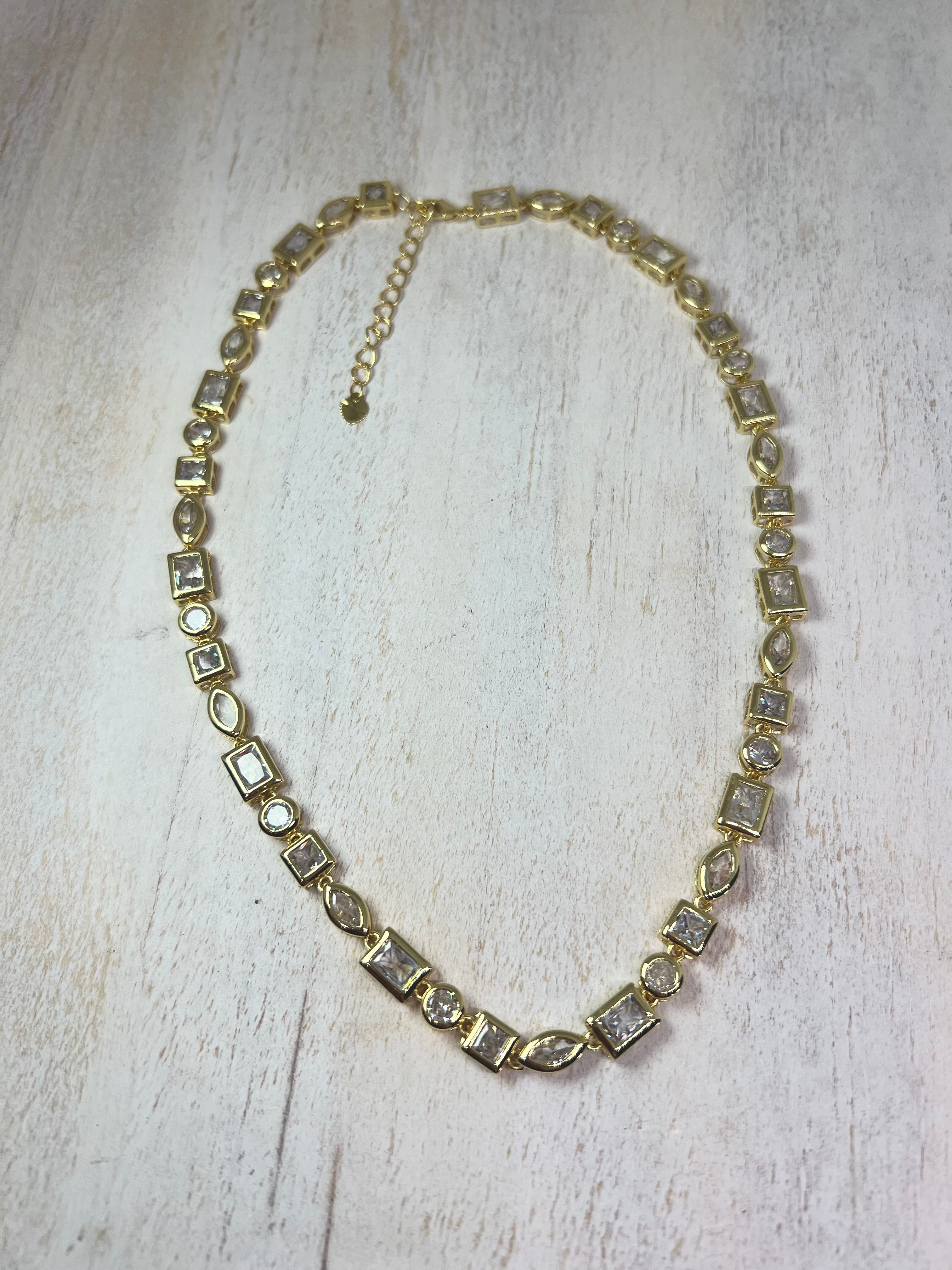 Tennis geometric necklace