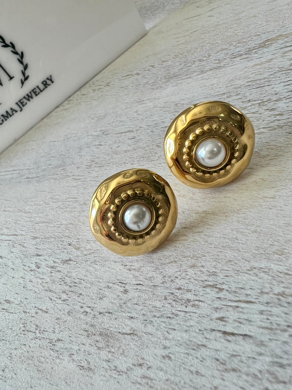 Chunky perla studs