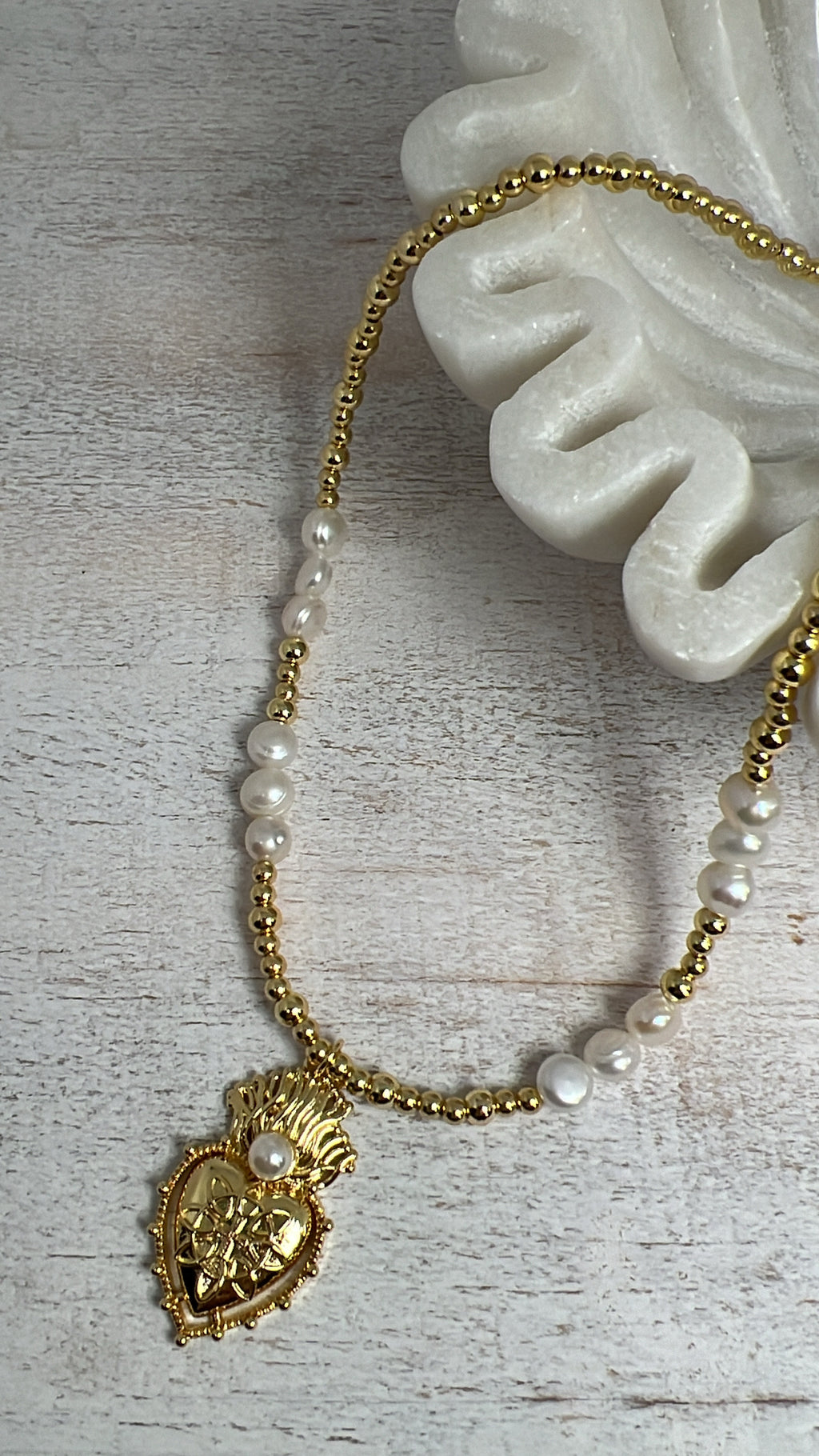 Corazón perla natural necklace