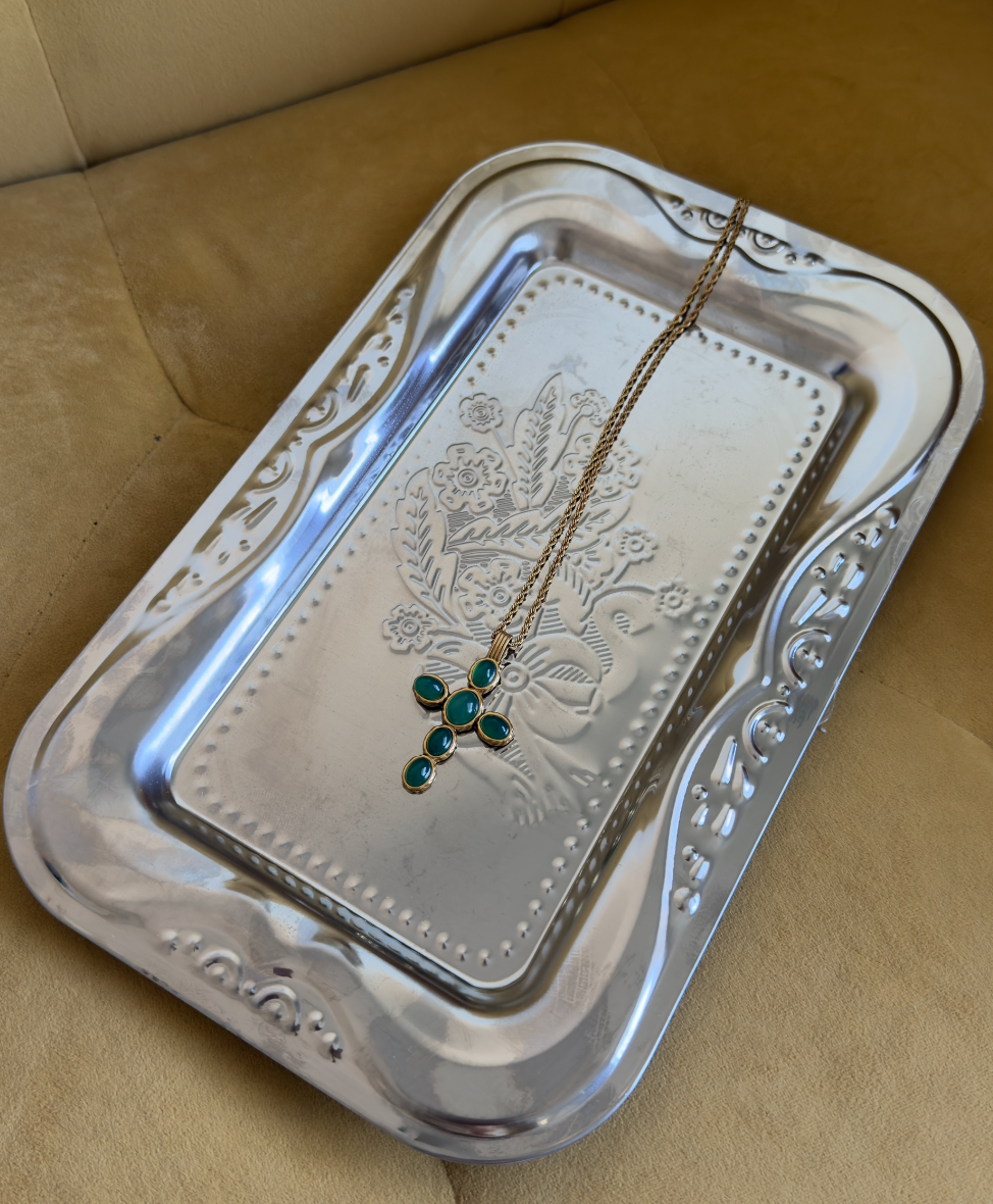 Palette Cleanser Necklace (PRE ORDER)