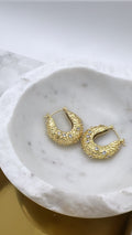 Mariela hoops